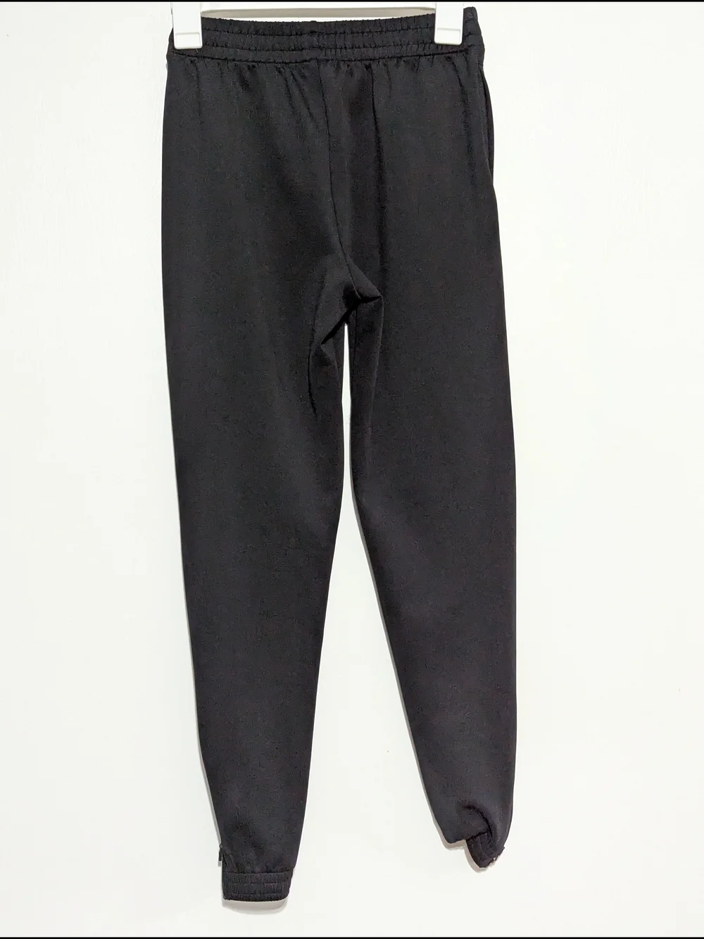 GK Black Athletic Sweatpants joggers with Small Logo